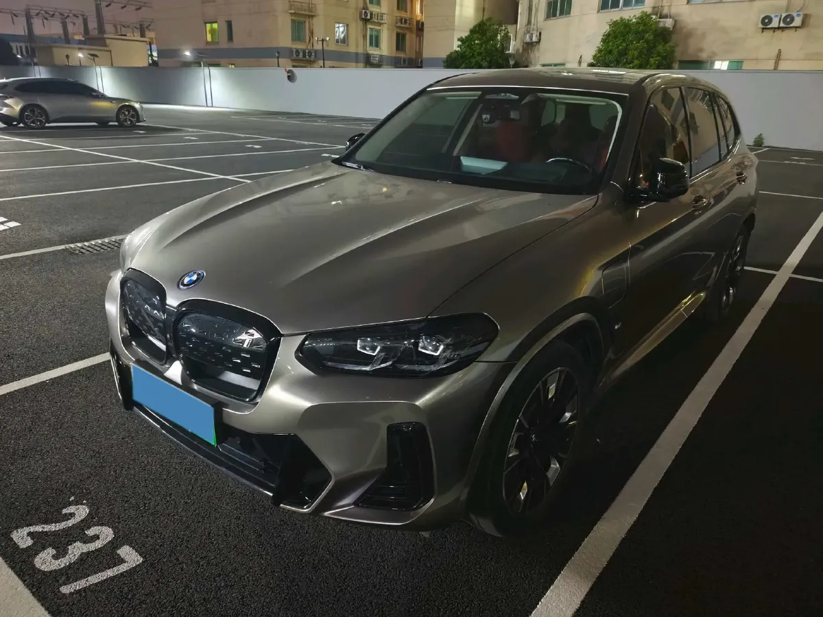 2022 BMW iX3 BEV 80KWH,autocango,china used car exporter,china ev exporter,chinese used car exporter,chinese used ev exporter