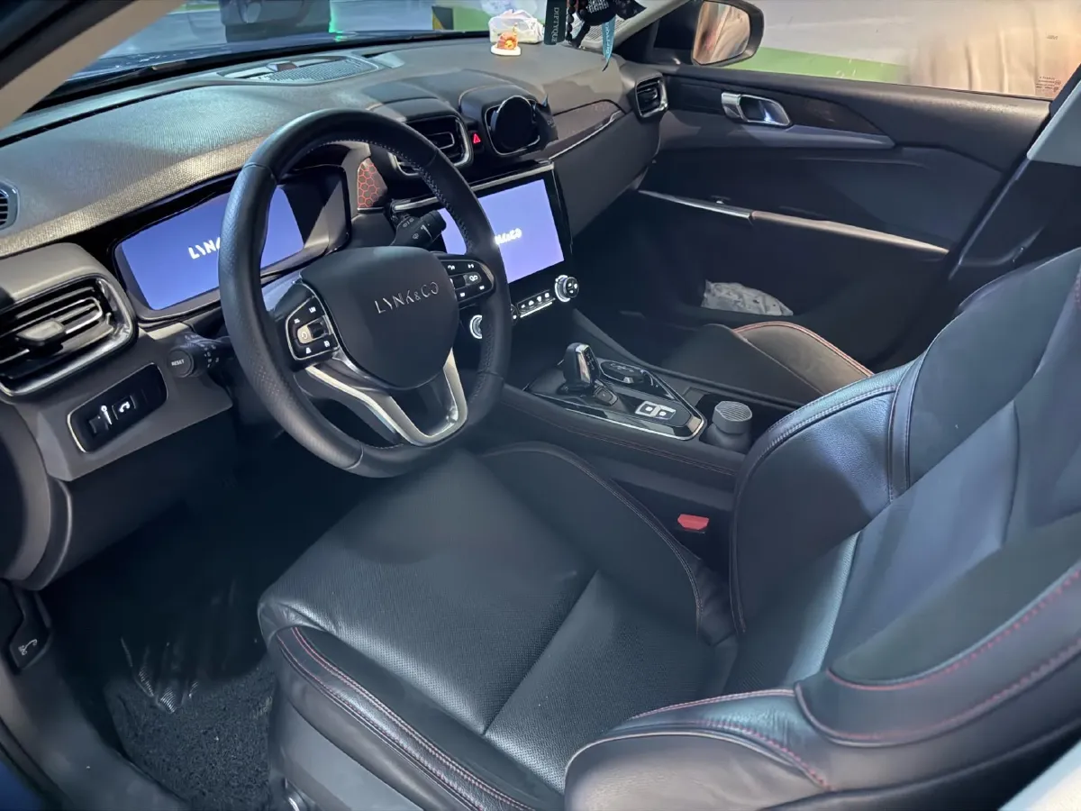 2018 Toyota C-HR 2.0L 171HP L4 CVT,autocango,china used car exporter,china ev exporter,chinese used car exporter,chinese used ev exporter