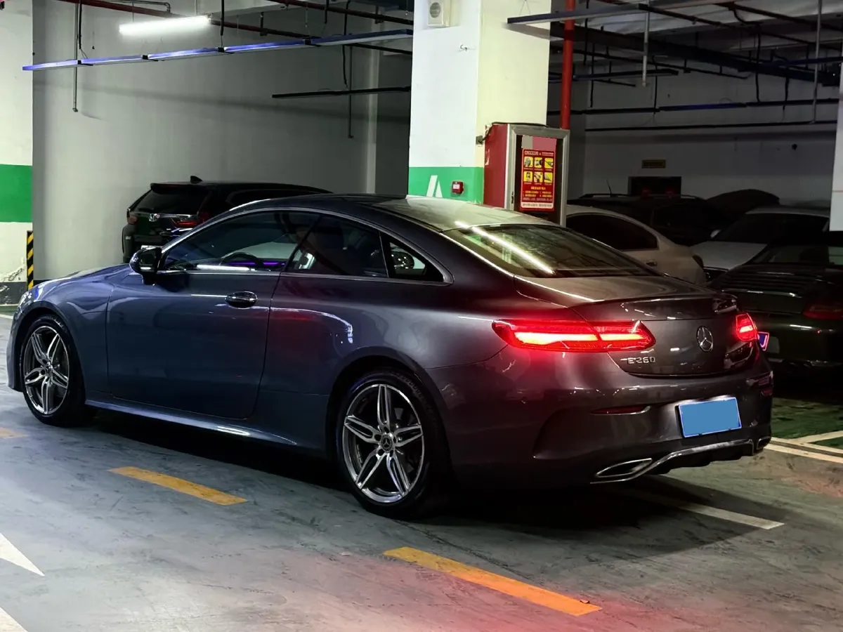 2020 Mercedes-Benz E Class 1.5T 184HP L4 9AT,autocango,china used car exporter,china ev exporter,chinese used car exporter,chinese used ev exporter