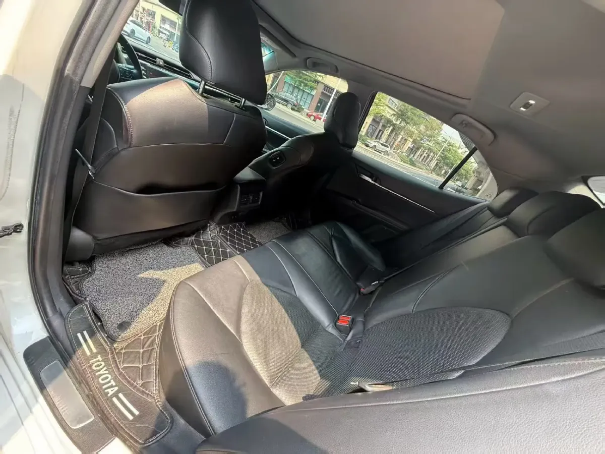 2018 Toyota Camry 2.5L 209HP L4 8AT,autocango,china used car exporter,china ev exporter,chinese used car exporter,chinese used ev exporter