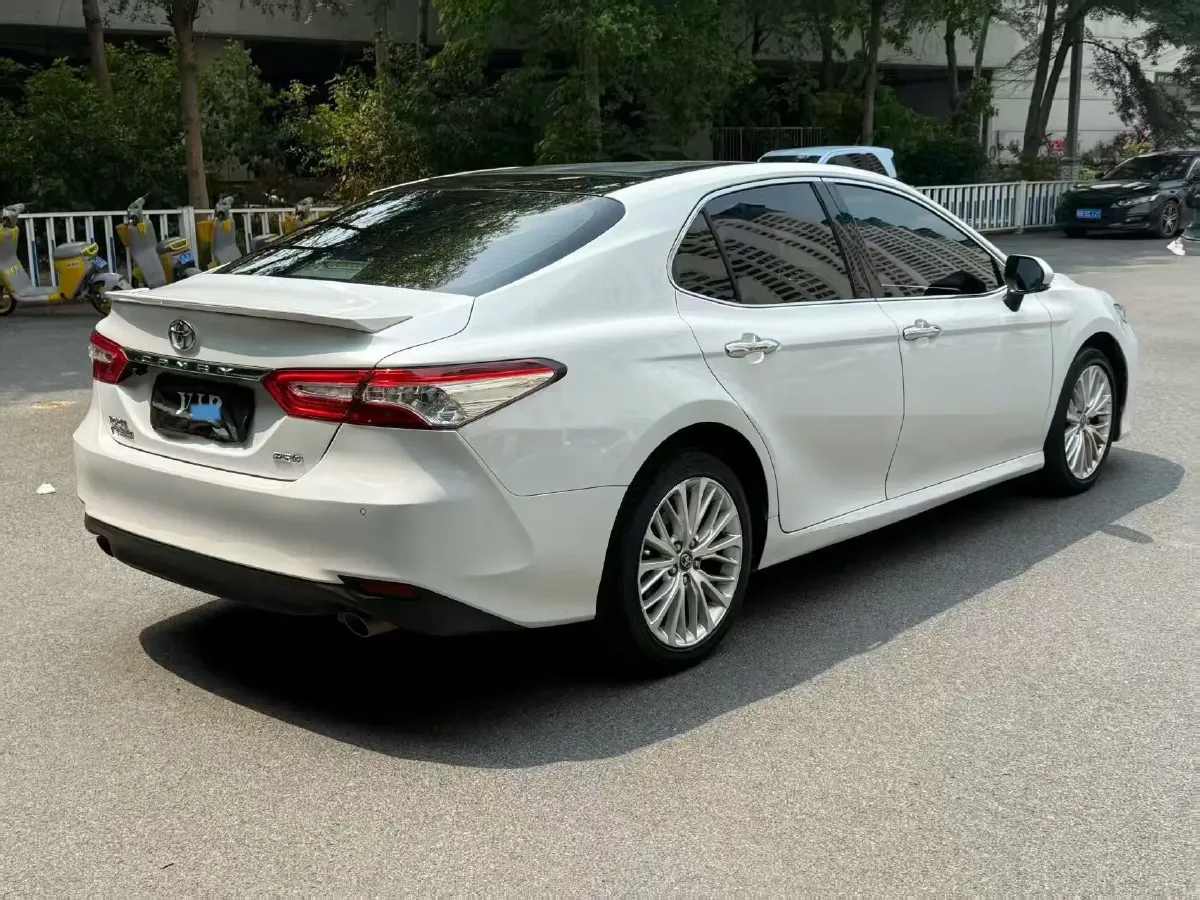 2018 Toyota Camry 2.5L 209HP L4 8AT,autocango,china used car exporter,china ev exporter,chinese used car exporter,chinese used ev exporter