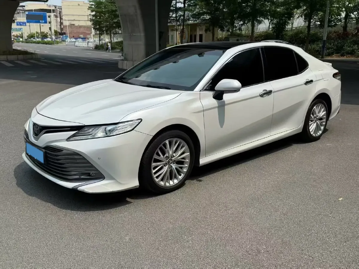 2018 Toyota Camry 2.5L 209HP L4 8AT,autocango,china used car exporter,china ev exporter,chinese used car exporter,chinese used ev exporter