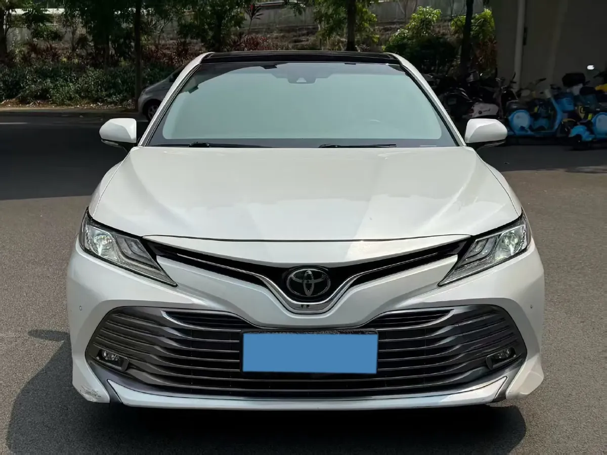 2018 Toyota Camry 2.5L 209HP L4 8AT,autocango,china used car exporter,china ev exporter,chinese used car exporter,chinese used ev exporter