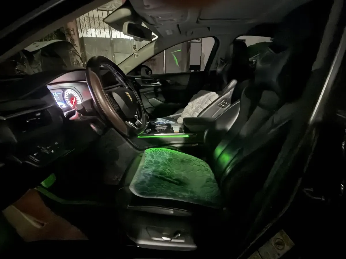 2019 HongQi H5 1.8T 180HP L4 6AT,autocango,china used car exporter,china ev exporter,chinese used car exporter,chinese used ev exporter