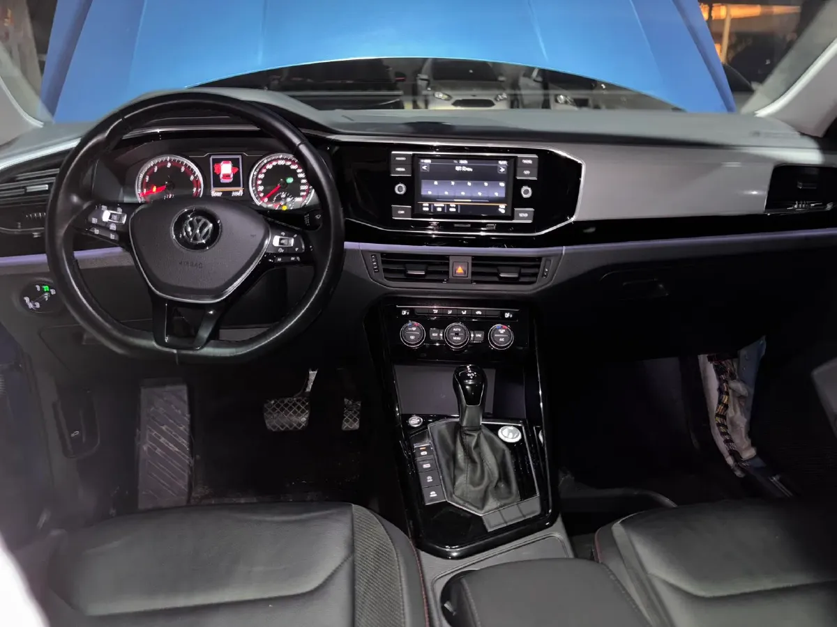 2019 Jeep Cherokee 2.0T 234HP L4 9AT,autocango,china used car exporter,china ev exporter,chinese used car exporter,chinese used ev exporter