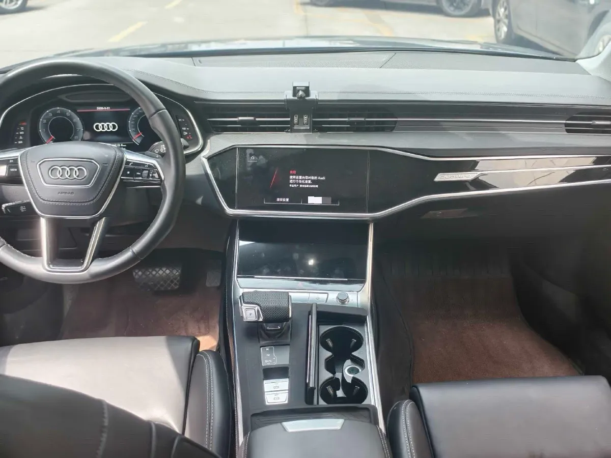 2023 Audi A6L 2.0T 245HP L4 7DCT,autocango,china used car exporter,china ev exporter,chinese used car exporter,chinese used ev exporter