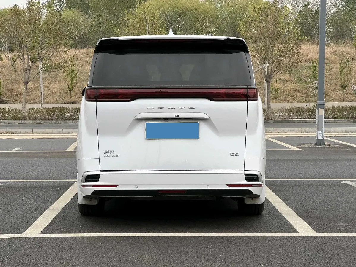 2022 Mercedes-Benz GLC Class 2.0T 197HP L4 9AT,autocango,china used car exporter,china ev exporter,chinese used car exporter,chinese used ev exporter