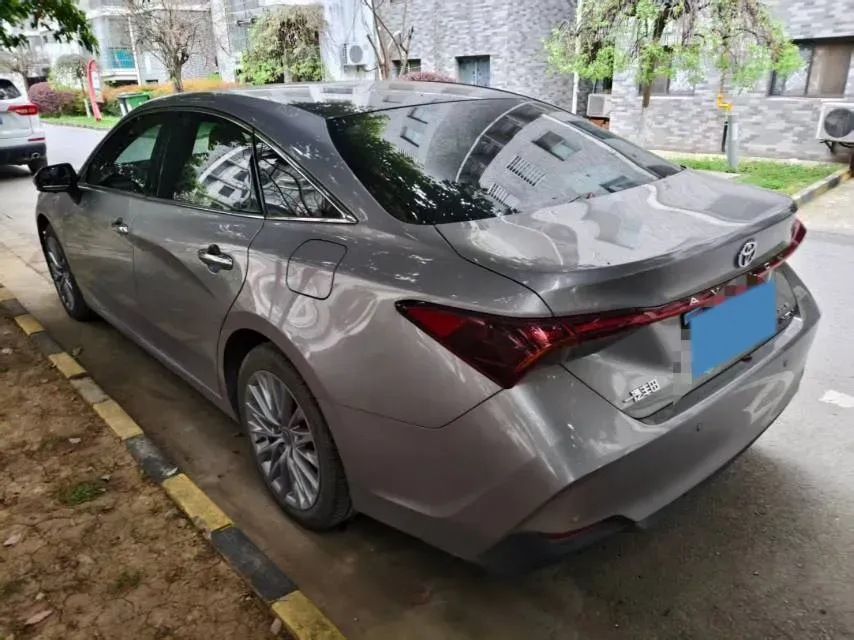 2024 Toyota Avalon 2.0L 152HP L4 E-CVT Hybrid,autocango,china used car exporter,china ev exporter,chinese used car exporter,chinese used ev exporter