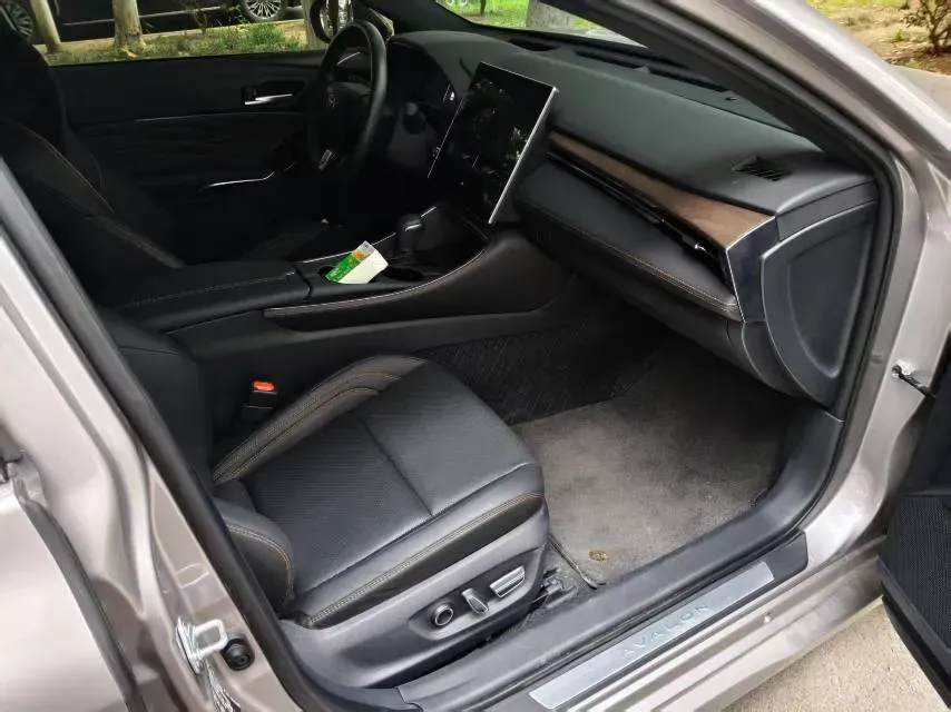 2024 Toyota Avalon 2.0L 152HP L4 E-CVT Hybrid,autocango,china used car exporter,china ev exporter,chinese used car exporter,chinese used ev exporter