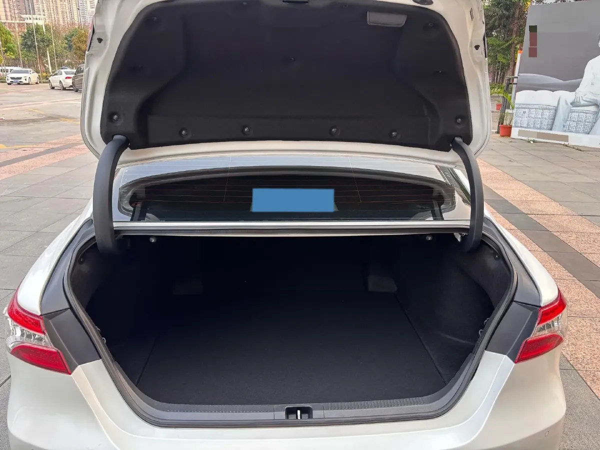 2019 Toyota Camry 2.5L 209HP L4 8AT,autocango,china used car exporter,china ev exporter,chinese used car exporter,chinese used ev exporter