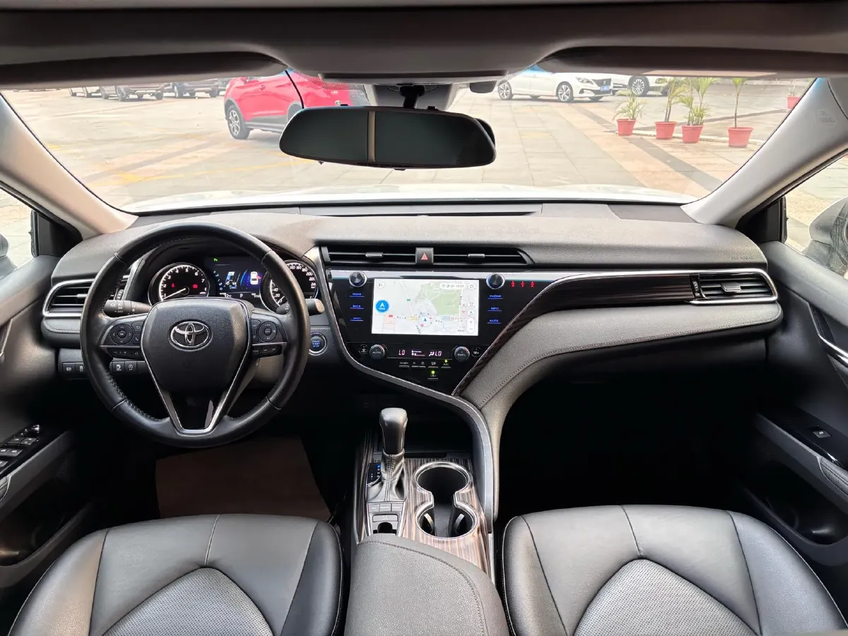 2019 Toyota Camry 2.5L 209HP L4 8AT,autocango,china used car exporter,china ev exporter,chinese used car exporter,chinese used ev exporter
