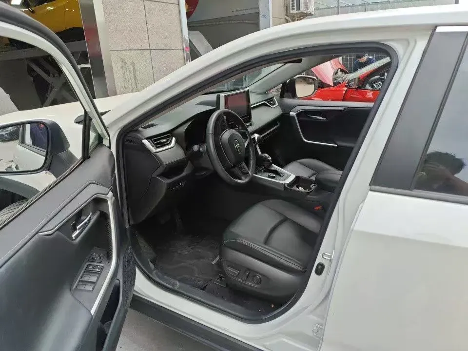 2021 Toyota RAV4 2.5L 178HP L4 E-CVT Hybrid,autocango,china used car exporter,china ev exporter,chinese used car exporter,chinese used ev exporter