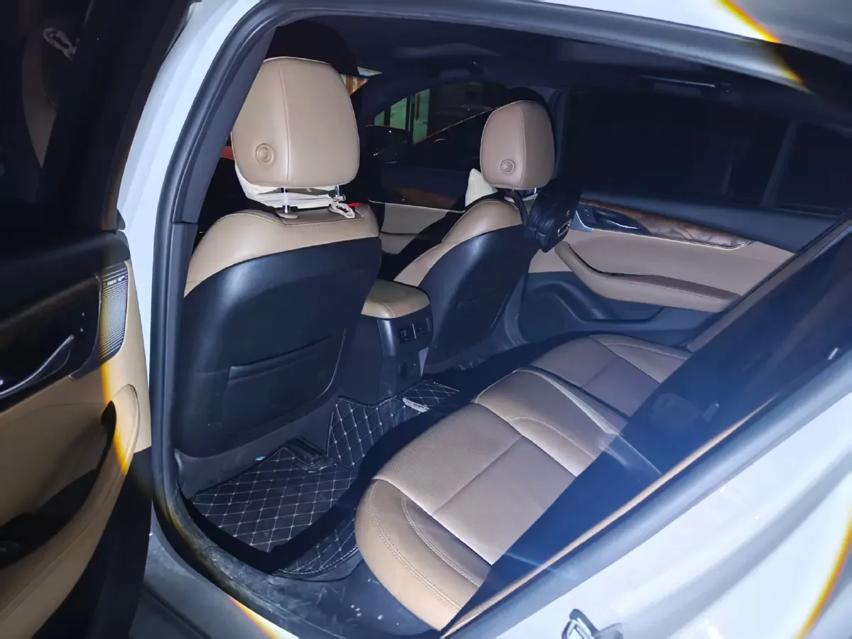 2021 Cadillac CT5 2.0T 237HP L4 10AT,autocango,china used car exporter,china ev exporter,chinese used car exporter,chinese used ev exporter