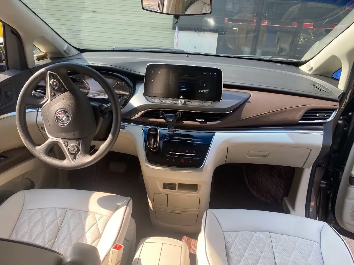 2023 Buick GL8 2.0T 237HP L4 9AT,autocango,china used car exporter,china ev exporter,chinese used car exporter,chinese used ev exporter