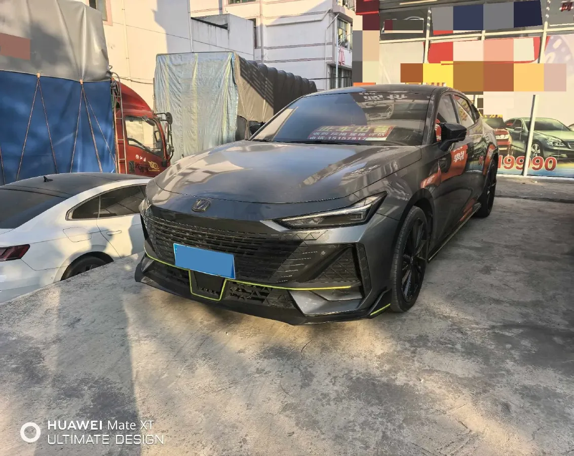 2022 ChangAn UNI-V 1.5T 188HP L4 7DCT,autocango,china used car exporter,china ev exporter,chinese used car exporter,chinese used ev exporter