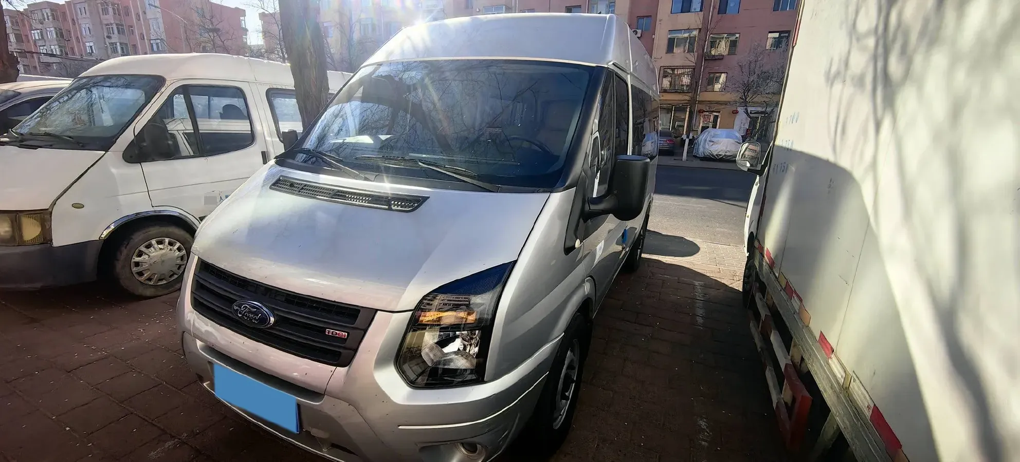 2020 Ford Transit 2.0T 121HP L4 5MT,autocango,china used car exporter,china ev exporter,chinese used car exporter,chinese used ev exporter