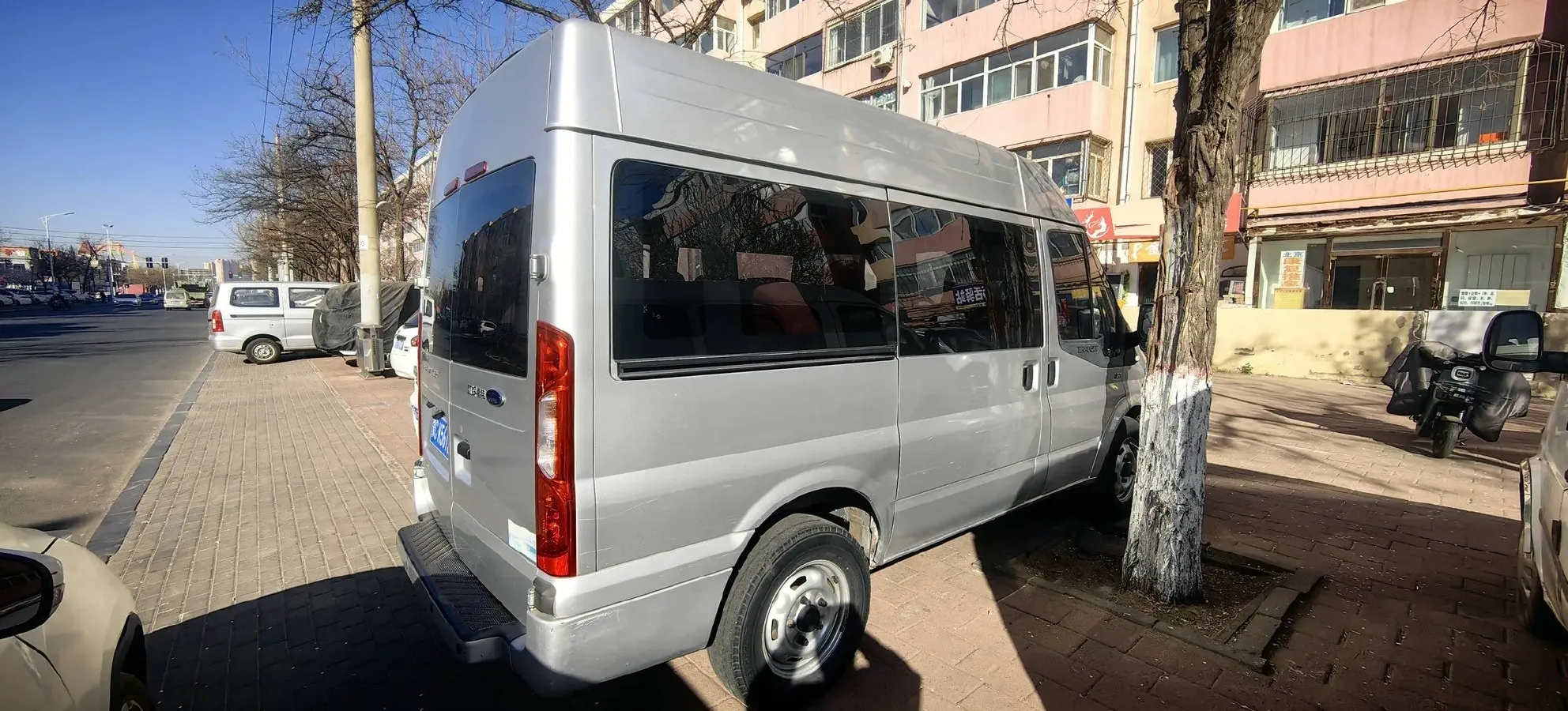2020 Ford Transit 2.0T 121HP L4 5MT,autocango,china used car exporter,china ev exporter,chinese used car exporter,chinese used ev exporter