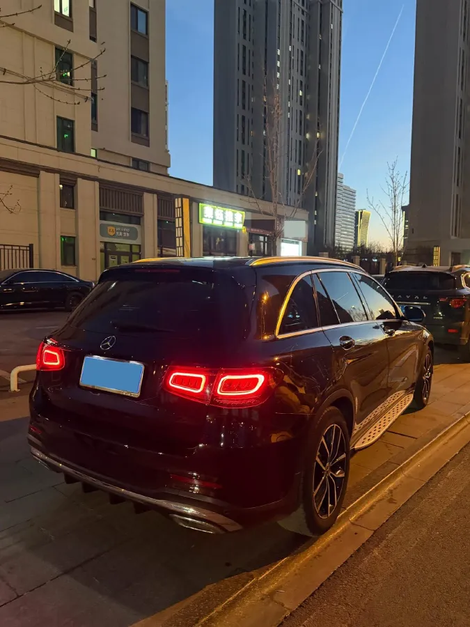 2020 Mercedes-Benz GLC Class 2.0T 258HP L4 9AT,autocango,china used car exporter,china ev exporter,chinese used car exporter,chinese used ev exporter