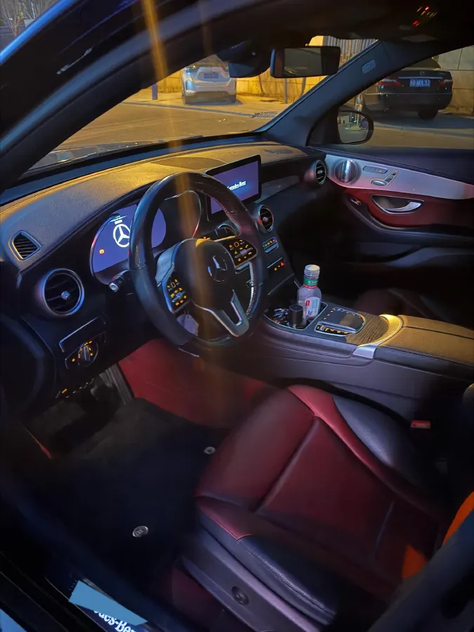 2020 Mercedes-Benz GLC Class 2.0T 258HP L4 9AT,autocango,china used car exporter,china ev exporter,chinese used car exporter,chinese used ev exporter