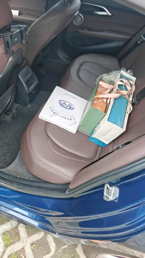 2021 BMW 1 Series 1.5T 140HP L3 7DCT,autocango,china used car exporter,china ev exporter,chinese used car exporter,chinese used ev exporter