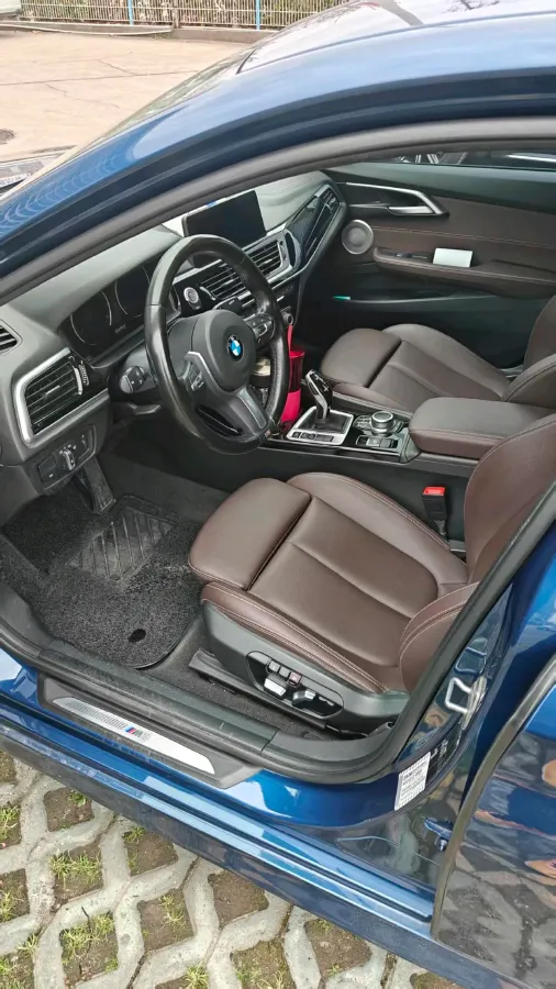 2021 BMW 1 Series 1.5T 140HP L3 7DCT,autocango,china used car exporter,china ev exporter,chinese used car exporter,chinese used ev exporter