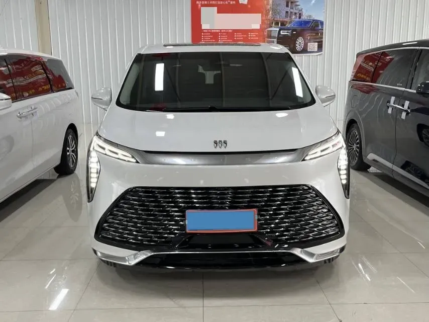 2023 Buick Century 2.0T 237HP L4 9AT,autocango,china used car exporter,china ev exporter,chinese used car exporter,chinese used ev exporter