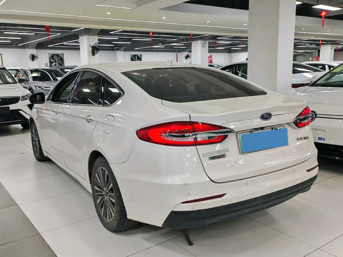 2018 Ford Mondeo 2.0L 143HP L4 E-CVT PHEV 9KWH,autocango,china used car exporter,china ev exporter,chinese used car exporter,chinese used ev exporter