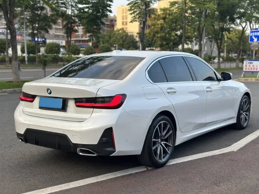 2024 BMW 3 Series 2.0T 184HP L4 8AT,autocango,china used car exporter,china ev exporter,chinese used car exporter,chinese used ev exporter