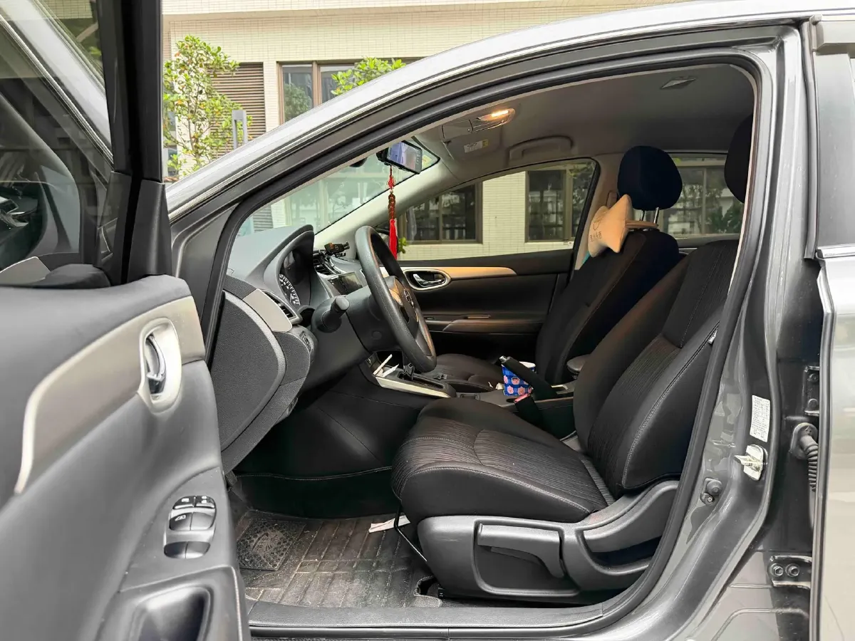 2022 Nissan Sylphy 1.6L 122HP L4 CVT,autocango,china used car exporter,china ev exporter,chinese used car exporter,chinese used ev exporter