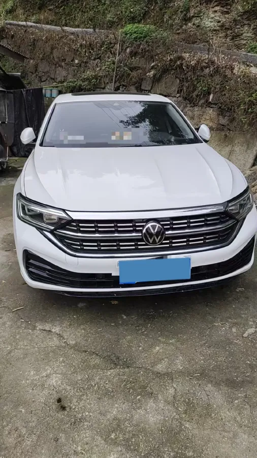 2024 Volkswagen Sagitar 1.5T 160HP L4 7DCT,autocango,china used car exporter,china ev exporter,chinese used car exporter,chinese used ev exporter