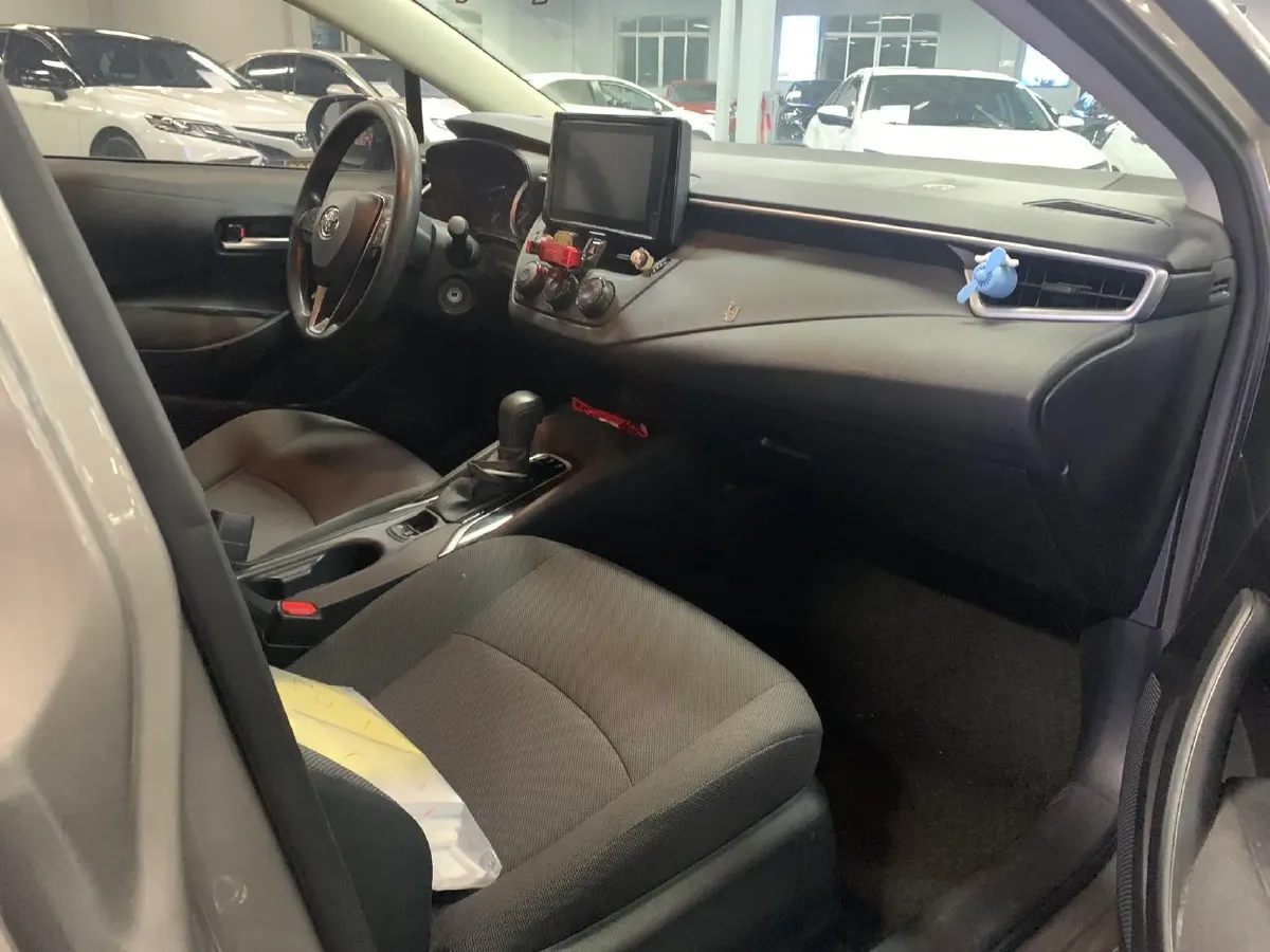 2021 Toyota Corolla 1.2T 116HP L4 CVT,autocango,china used car exporter,china ev exporter,chinese used car exporter,chinese used ev exporter