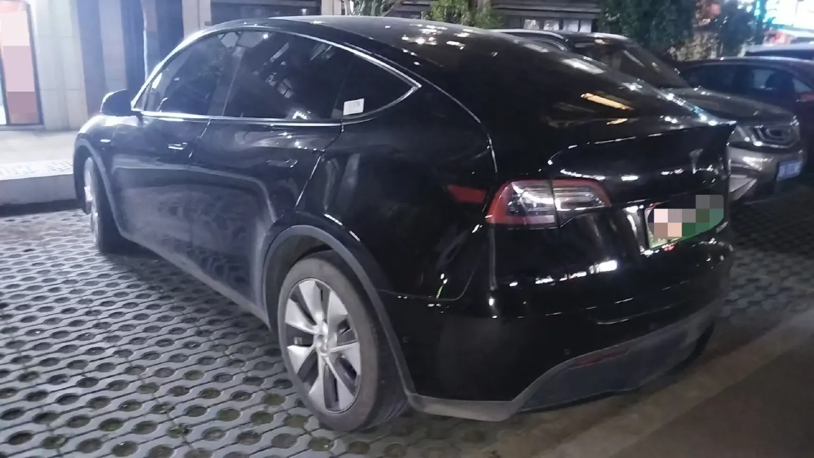 2022 Tesla Model Y BEV 60KWH,autocango,china used car exporter,china ev exporter,chinese used car exporter,chinese used ev exporter
