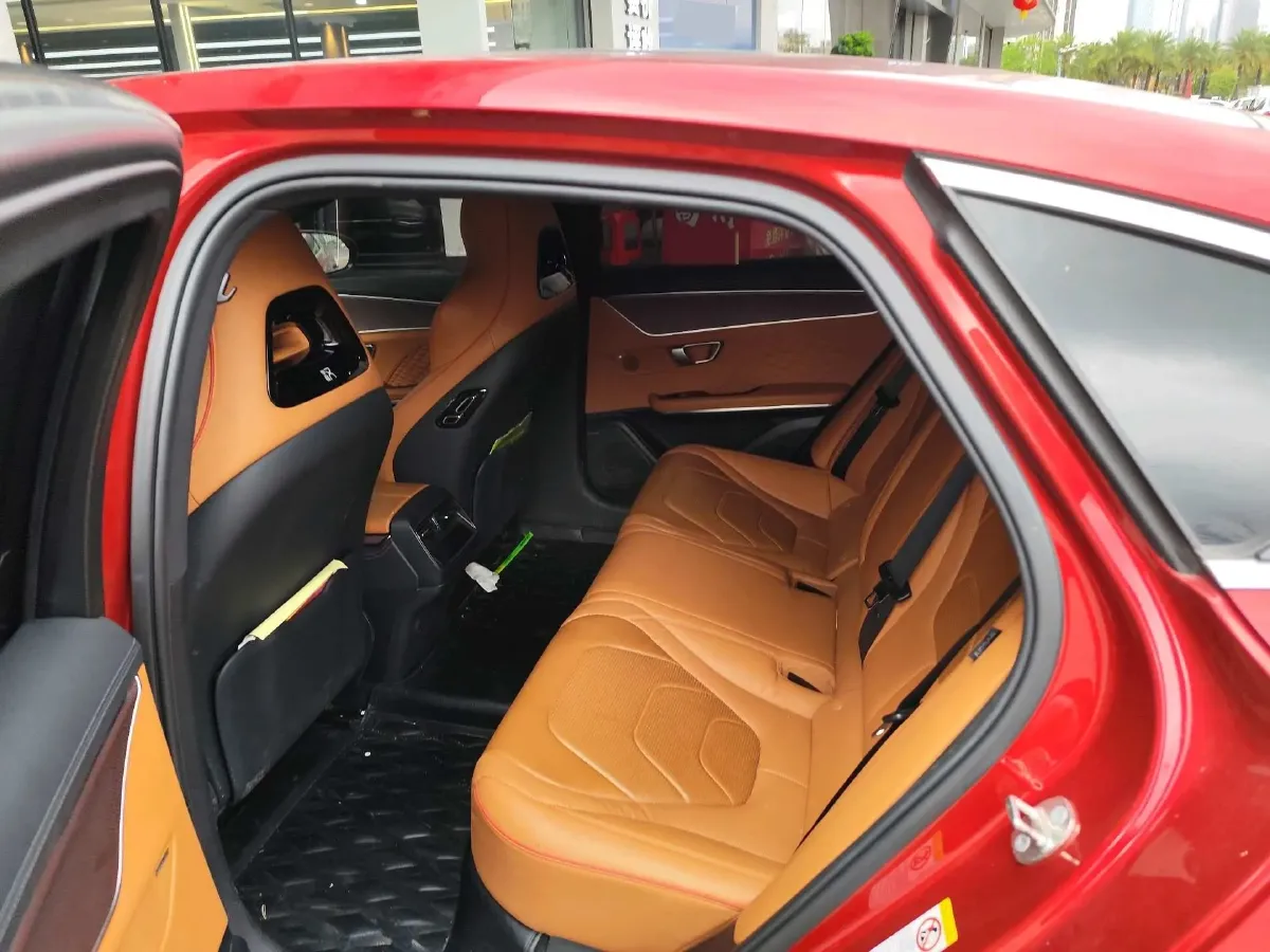 2022 Volkswagen Tiguan L 2.0T 186HP L4 7DCT,autocango,china used car exporter,china ev exporter,chinese used car exporter,chinese used ev exporter