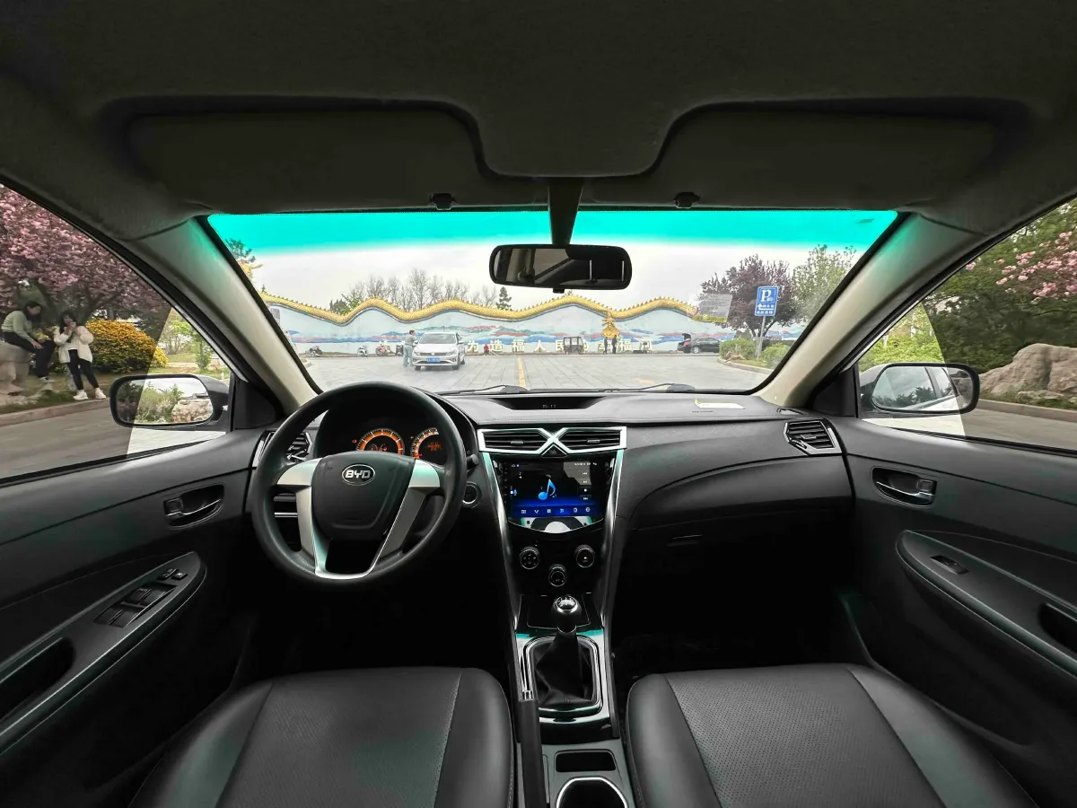 2020 BYD F3 1.5L 109HP L4 5MT,autocango,china used car exporter,china ev exporter,chinese used car exporter,chinese used ev exporter