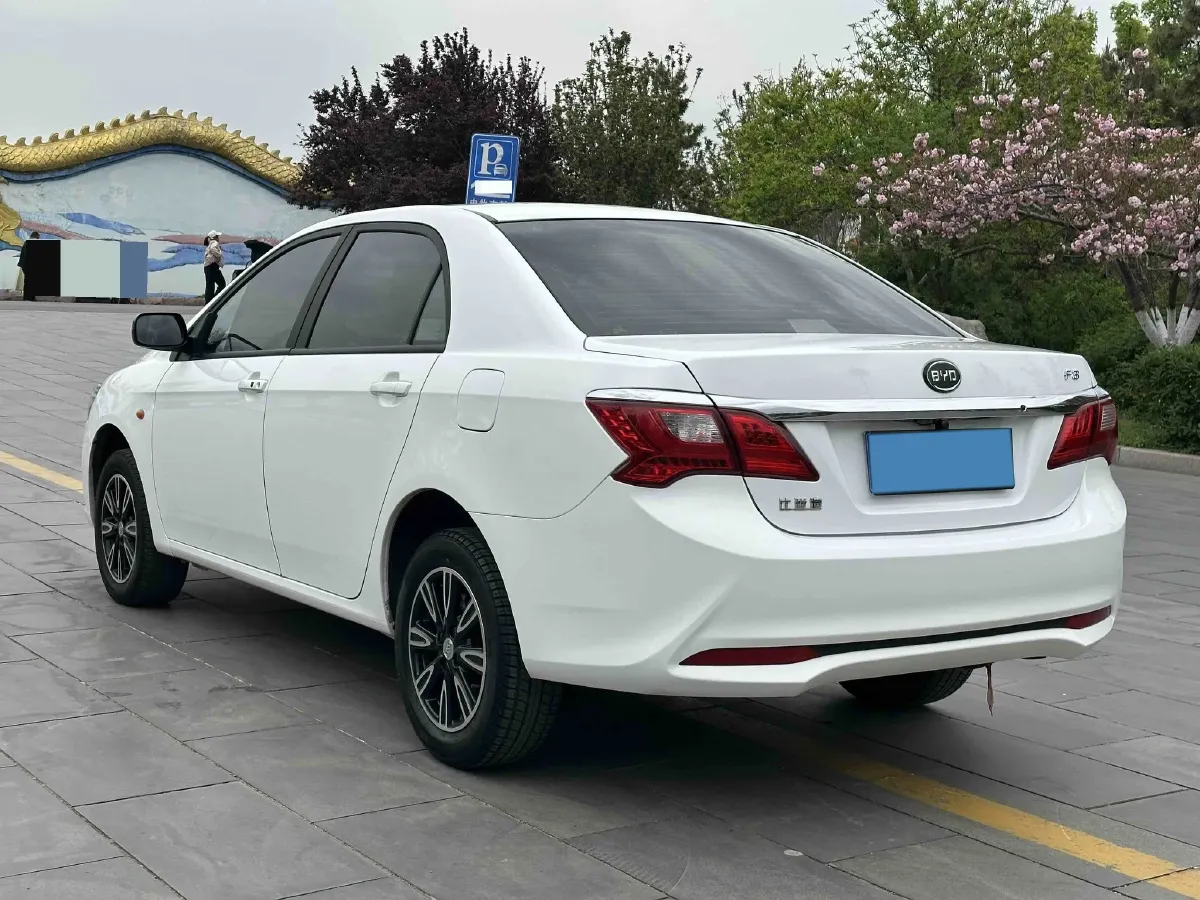 2020 BYD F3 1.5L 109HP L4 5MT,autocango,china used car exporter,china ev exporter,chinese used car exporter,chinese used ev exporter