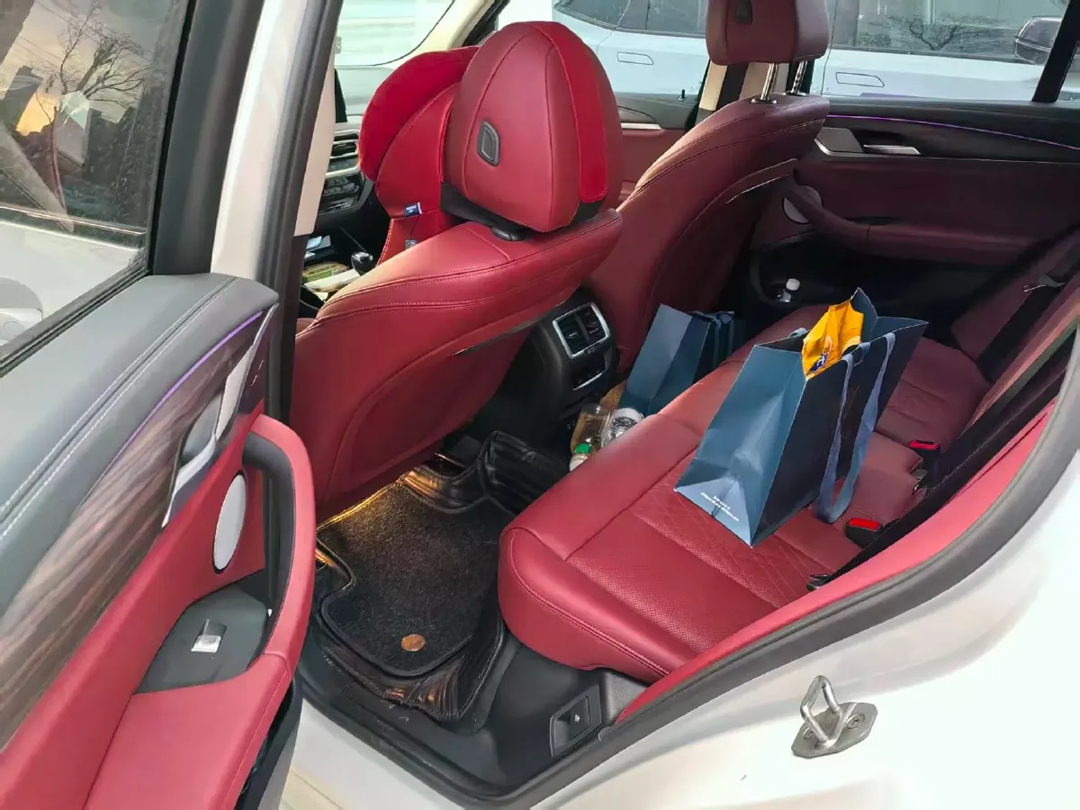 2023 BMW X3 2.0T 245HP L4 8AT,autocango,china used car exporter,china ev exporter,chinese used car exporter,chinese used ev exporter