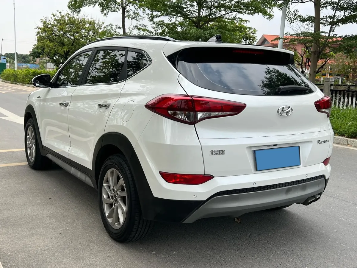 2018 Hyundai Tucson 1.6T 177HP L4 7DCT,autocango,china used car exporter,china ev exporter,chinese used car exporter,chinese used ev exporter