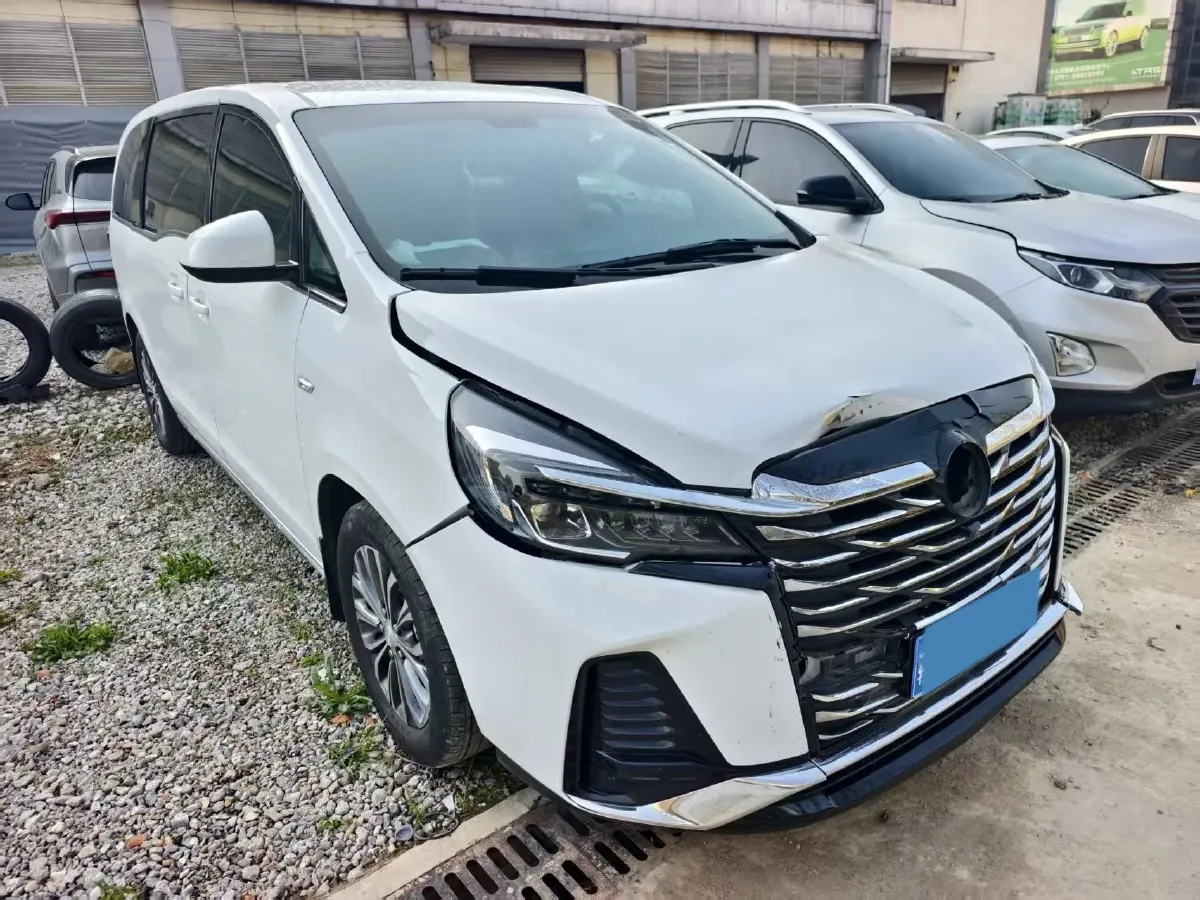 2023 Buick GL8 2.0T 237HP L4 9AT,autocango,china used car exporter,china ev exporter,chinese used car exporter,chinese used ev exporter