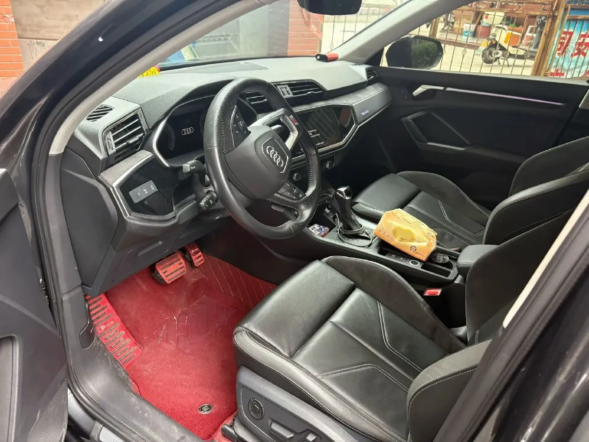 2021 Audi Q3 Sportback 2.0T 186HP L4 7DCT,autocango,china used car exporter,china ev exporter,chinese used car exporter,chinese used ev exporter