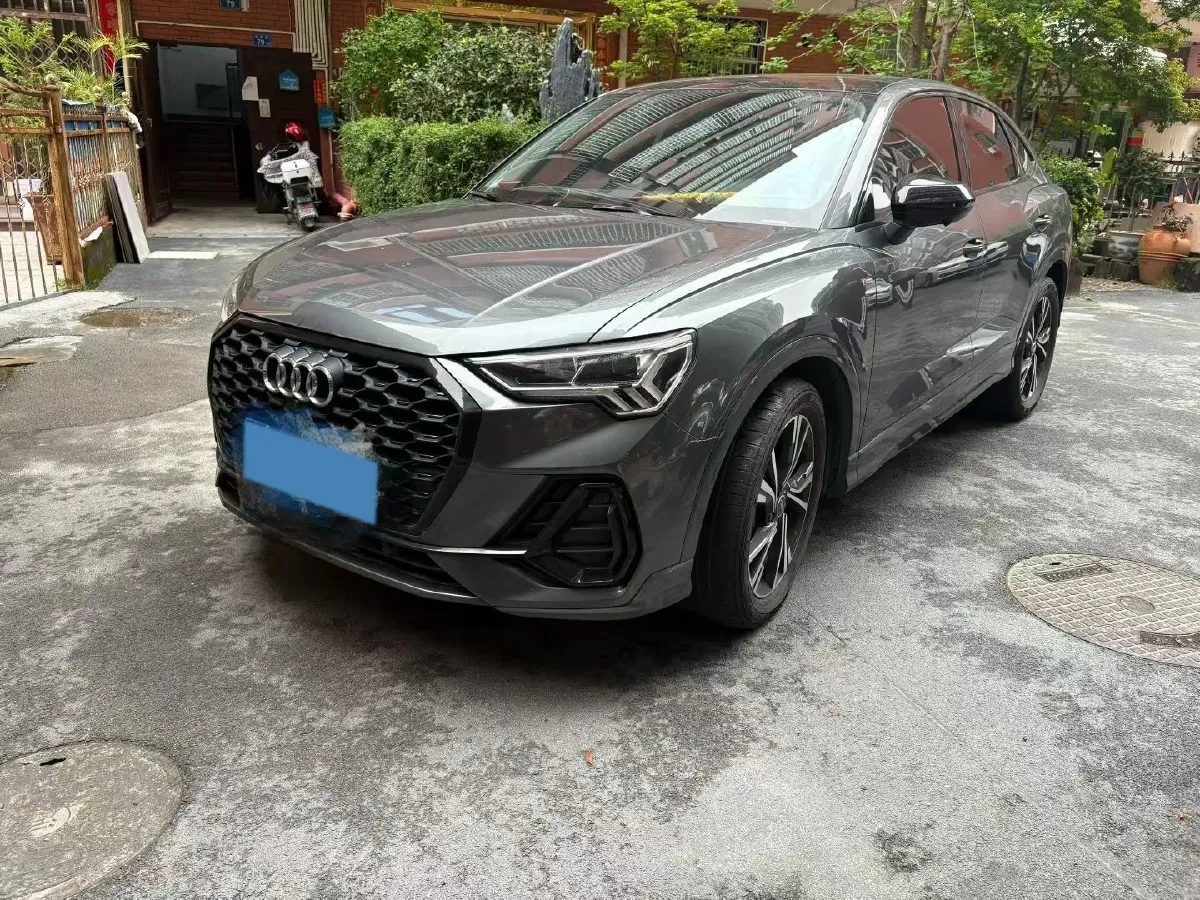 2021 Audi Q3 Sportback 2.0T 186HP L4 7DCT,autocango,china used car exporter,china ev exporter,chinese used car exporter,chinese used ev exporter