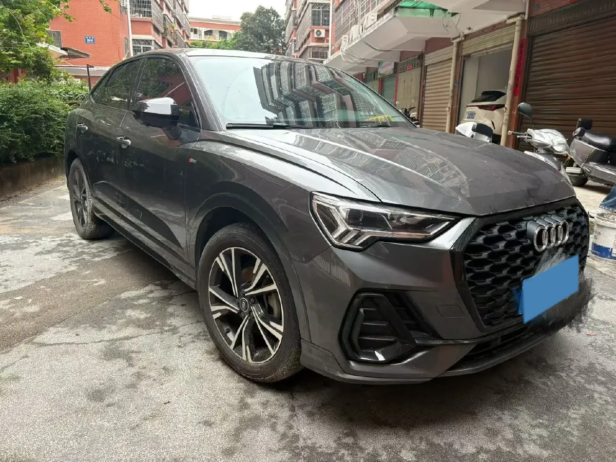 2021 Audi Q3 Sportback 2.0T 186HP L4 7DCT,autocango,china used car exporter,china ev exporter,chinese used car exporter,chinese used ev exporter
