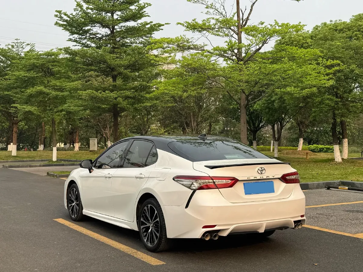 2019 Toyota Camry 2.5L 209HP L4 8AT,autocango,china used car exporter,china ev exporter,chinese used car exporter,chinese used ev exporter