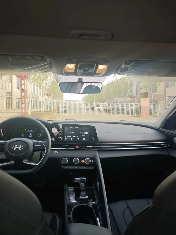 2023 Hyundai Elantra 1.5L 115HP L4 CVT,autocango,china used car exporter,china ev exporter,chinese used car exporter,chinese used ev exporter