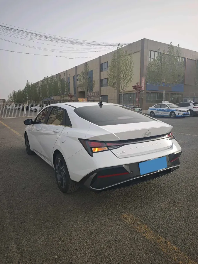 2023 Hyundai Elantra 1.5L 115HP L4 CVT,autocango,china used car exporter,china ev exporter,chinese used car exporter,chinese used ev exporter