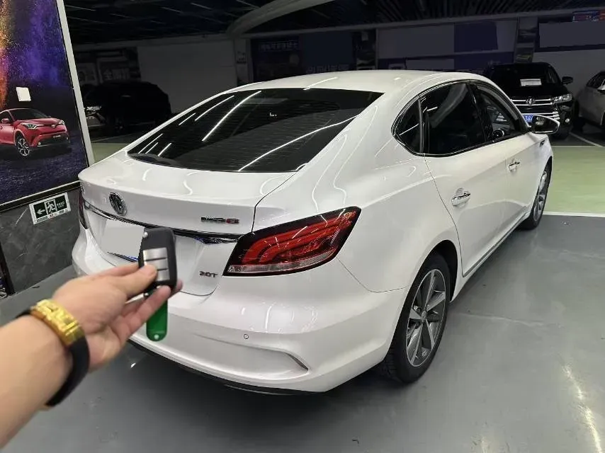 2019 MAXUS XinTu V80 2.5T 136HP L4 6AMT,autocango,china used car exporter,china ev exporter,chinese used car exporter,chinese used ev exporter