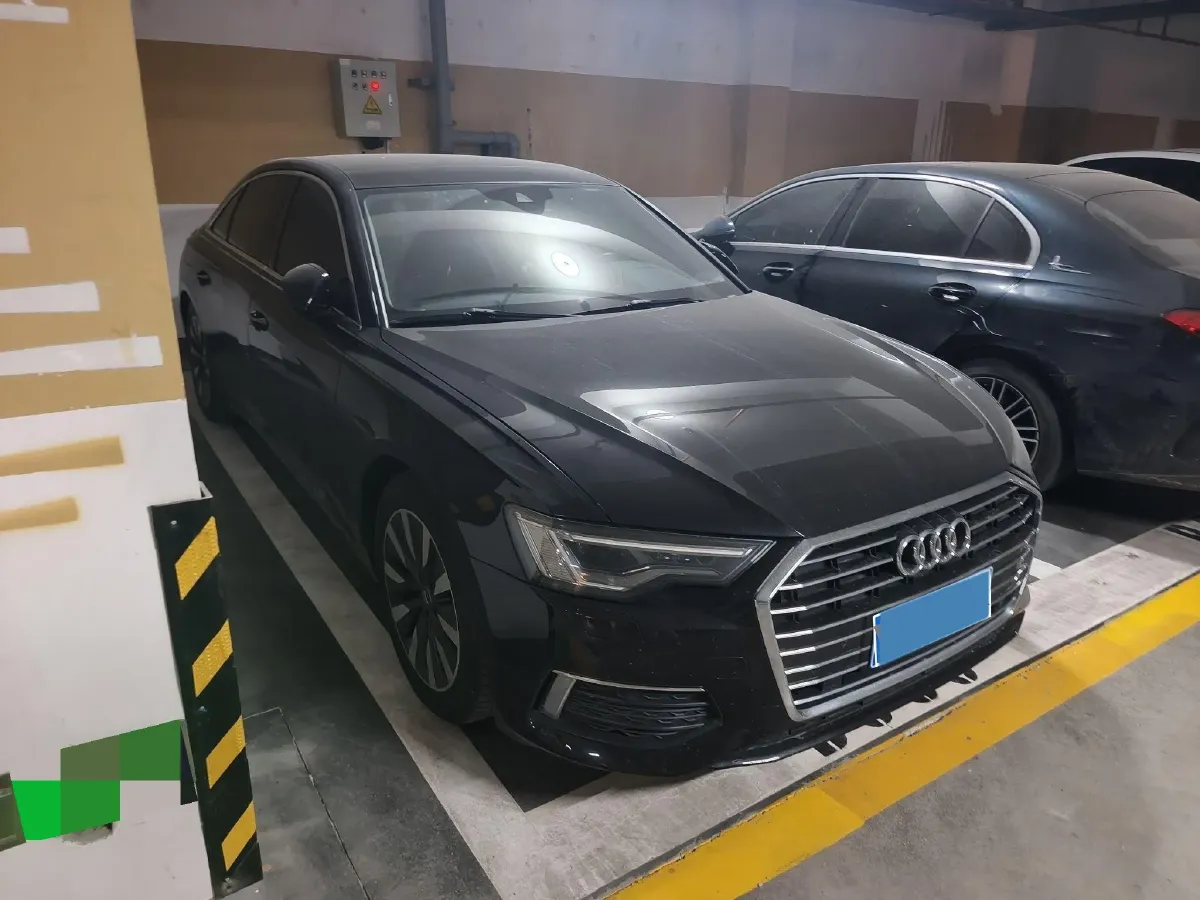 2020 Audi A6L 2.0T 224HP L4 7DCT,autocango,china used car exporter,china ev exporter,chinese used car exporter,chinese used ev exporter