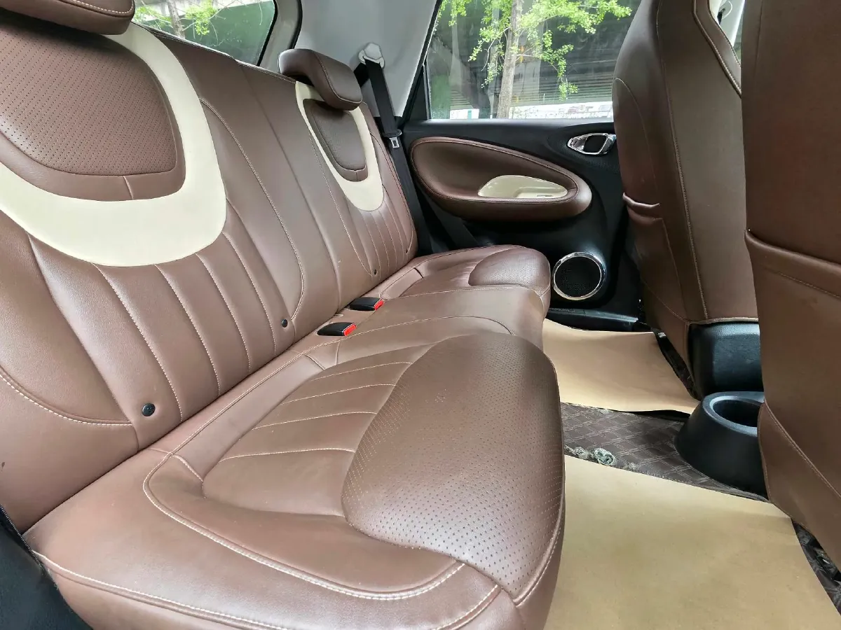 2023 WuLing BinGuo BEV 31.9KWH,autocango,china used car exporter,china ev exporter,chinese used car exporter,chinese used ev exporter