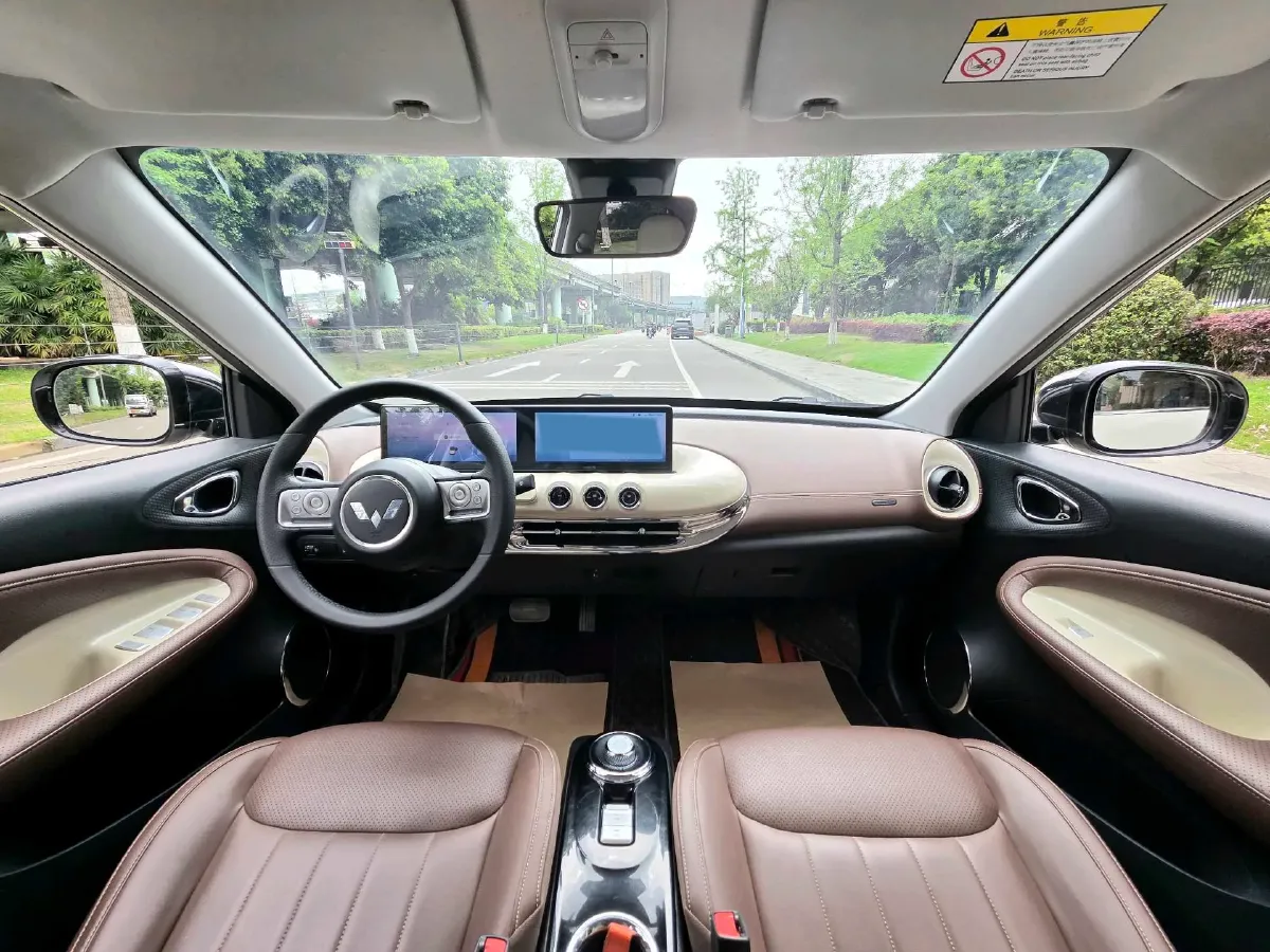 2023 WuLing BinGuo BEV 31.9KWH,autocango,china used car exporter,china ev exporter,chinese used car exporter,chinese used ev exporter