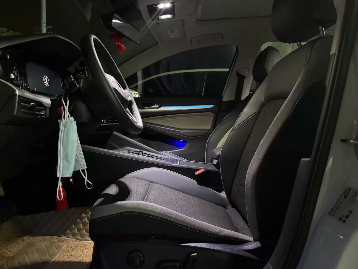 2023 Volkswagen Golf 1.4T 150HP L4 7DCT,autocango,china used car exporter,china ev exporter,chinese used car exporter,chinese used ev exporter