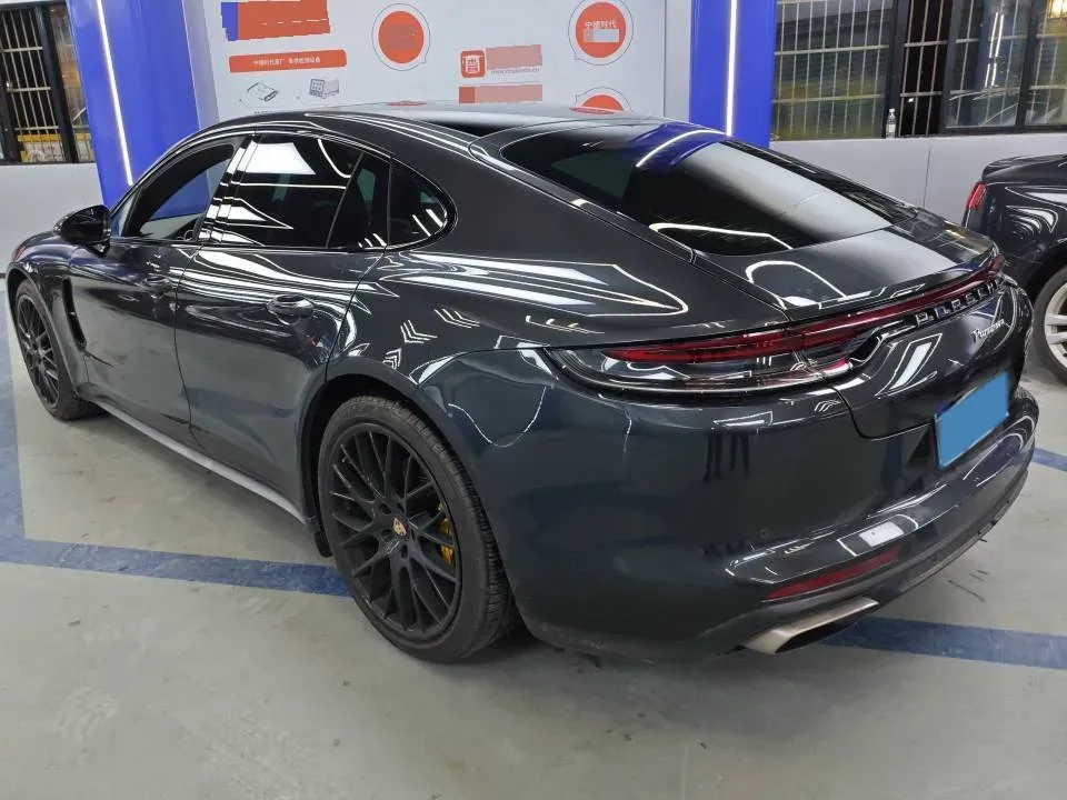 2021 Porsche Panamera 2.9T 330HP V6 8DCT,autocango,china used car exporter,china ev exporter,chinese used car exporter,chinese used ev exporter